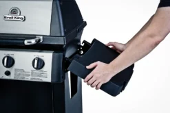 Broil King GEM 310 Gasgrill - Modell 2023 18 Broil King GEM 310 Gasgrill - Modell 2023 -Grillen im Freien 16941 broil king gem 320 seitenablage ab 8 1607697572