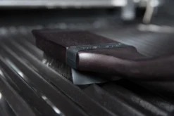 Broil King Holz Grillbürste 47cm Mit Edelstahlborsten + Spritzschutz 7 Broil King Holz Grillbürste 47cm Mit Edelstahlborsten + Spritzschutz -Grillen im Freien 17025 Broil King Holz Grillbuerste 65225 5