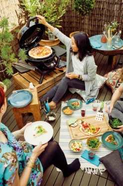 Outdoorchef Minichef 420 G Gas Tischgrill 8 Outdoorchef Minichef 420 G Gas Tischgrill -Grillen im Freien 18 128 05 18 128 06 P 420 G MINICHEF view2 amb