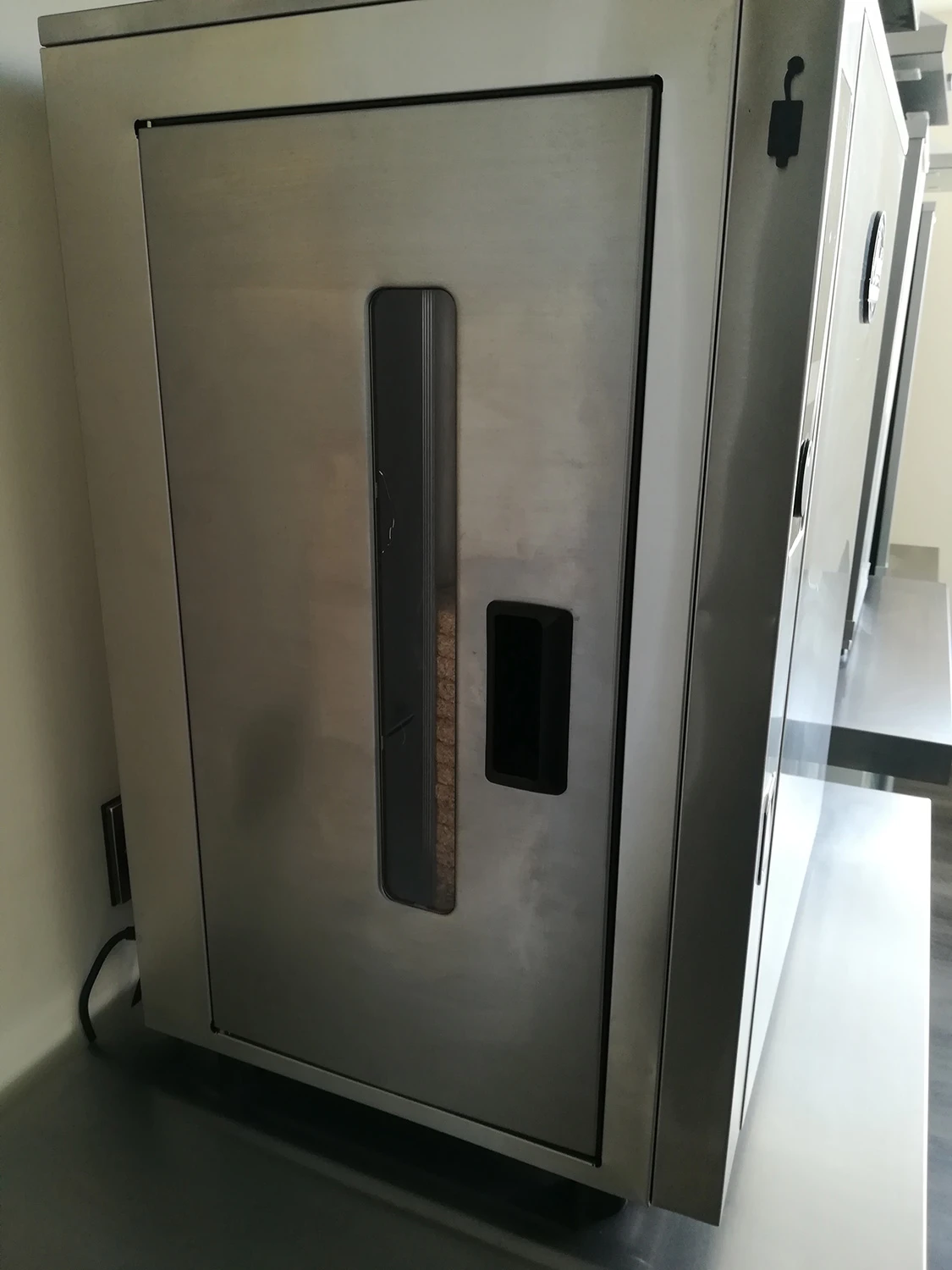 Bradley Professional Smoker BS1019 / Elektro Räucherofen 4 Bradley Professional Smoker BS1019 / Elektro Räucherofen – Bild 4