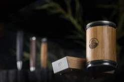 HORL 2 - Rollschleifer / Messerschleifer Mit Magnetschleiflehre Mit 15° / 20° Schleifwinkel - Eiche 17 HORL 2 - Rollschleifer / Messerschleifer Mit Magnetschleiflehre Mit 15° / 20° Schleifwinkel - Eiche -Grillen im Freien 21735 Horl 2 Eiche Rollschleifer