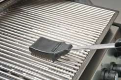 Broil King Grillbürste 47cm Edelstahlborsten Mit Spritzschutz + Ersatzkopf -Grillen im Freien 6692 Broil King Reinigungsbuerste 64014 3 1607696946