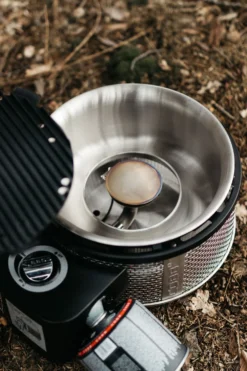 Cobb Grill Premier Gas Deluxe 2.0 - Gasgrill - Kartuschenanschluss - Modell 2023 -Grillen im Freien Cobb Grill Premier Gas Deluxe Campinggrill