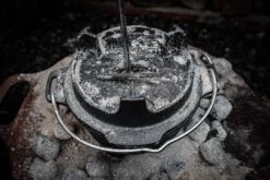 Grillfürst Dutch Oven Set BBQ Edition DO2 - X-DEAL Inkl. Tragetasche / Aufbewahrungstasche, Gusseisen Pflege Und Deckelheber 17 Grillfürst Dutch Oven Set BBQ Edition DO2 - X-DEAL Inkl. Tragetasche / Aufbewahrungstasche, Gusseisen Pflege Und Deckelheber -Grillen im Freien Dutch Oven 2