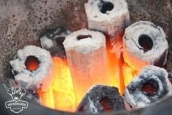 Greek Fire Holzkohlebriketts - 1 Palette = 720kg -Grillen im Freien Greek Fire bei durchgluehen 1