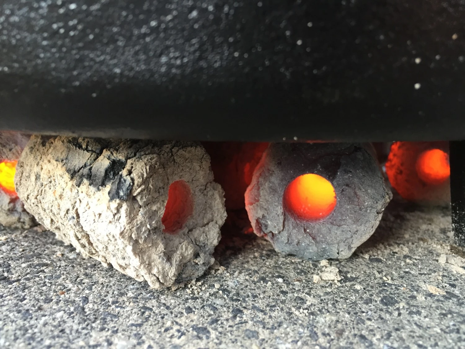 Greek Fire Holzkohlebriketts 20kg 2 Greek Fire Holzkohlebriketts 20kg – Bild 2