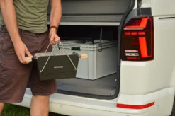 Knister Grill Small - Holzkohle Kompaktgrill -Grillen im Freien Knister Grill Small platzsparend Kofferraum