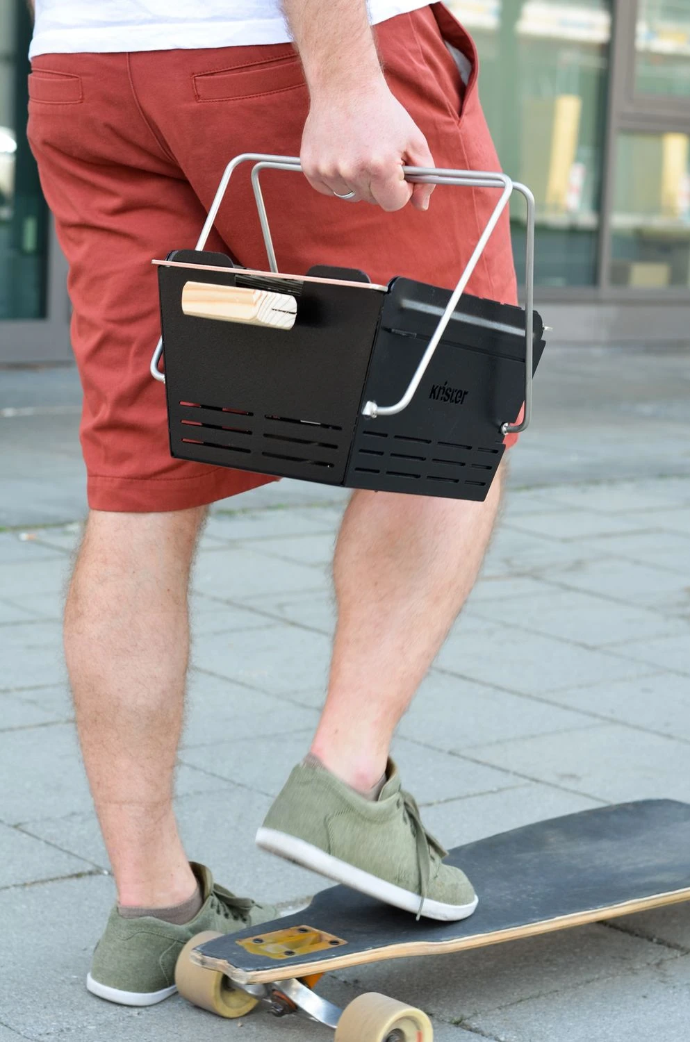 Knister Grill Original - Ausziehbarer Holzkohle Kompaktgrill 15 Knister Grill Original - Ausziehbarer Holzkohle Kompaktgrill – Bild 15