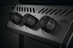 Napoleon Freestyle 365 Gasgrill, Graphit - Modell 2023 - X-DEAL Inkl. Abdeckhaube Und Gussplatte -Grillen im Freien Napoleon Freestyle Bedienknoepfe 3