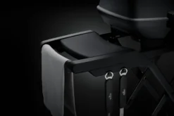 Napoleon Phantom TravelQ PRO285X Kompakt Gasgrill, Mattschwarz - Mit Klappbarem Wagen Inkl. Warmhalterost - Modell 2023 -Grillen im Freien Napoleon Phantom TravelQ PRO285X Seitenablagen