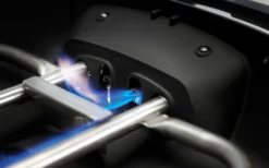 Napoleon Phantom TravelQ PRO285X Kompakt Gasgrill, Mattschwarz - Mit Klappbarem Wagen Inkl. Warmhalterost - Modell 2023 -Grillen im Freien Napoleon Phantom TravelQ PRO285X jet fire zuendung