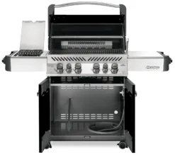 Napoleon Prestige 500 Gasgrill, Schwarz - Mit Safety Glow - X-DEAL Inkl. Grillthermometer, Schneidebrett Und Windschild Für SIZZLE ZONE 21 Napoleon Prestige 500 Gasgrill, Schwarz - Mit Safety Glow - X-DEAL Inkl. Grillthermometer, Schneidebrett Und Windschild Für SIZZLE ZONE -Grillen im Freien Napoleon Prestige 500 Gasgrill schwarz open