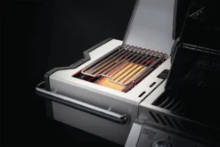 Napoleon Prestige Pro 665-3 Edelstahl Gasgrill Inkl. Drehspieß - Modell 2023 -Grillen im Freien Napoleon Prestige Pro Sizzle Zone Offen