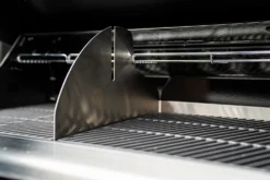 Outdoorchef Dualchef 425 G BZ Gasgrill Mit BLAZING ZONE Infrarotbrenner -Grillen im Freien Outdoorchef Dualchef 425G BZ Detail Zone Divider 1