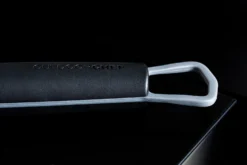Outdoorchef Trichter-Schaber Für EASY FLIP Trichter -Grillen im Freien Outdoorchef Schaber Detail Griff