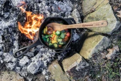 Petromax Gusseiserne Kasserolle Mit Deckel Kr1 -Grillen im Freien Petromax Kasserolle Gemuese zubereiten kr1
