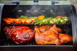 Pit Boss Pelletgrill Navigator 550 -Grillen im Freien Pit Boss Navigator 550 Pelletgrill Smoker 10613 grosser Garraum