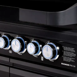Rösle Gasgrill Magnum PRO G4-S - X-DEAL Inkl. Abdeckhaube, Gusseisen Grillplatte Und Drehspieß - Modell 2023 23 Rösle Gasgrill Magnum PRO G4-S - X-DEAL Inkl. Abdeckhaube, Gusseisen Grillplatte Und Drehspieß - Modell 2023 -Grillen im Freien Roesle Magnum Pro G4 S Drehregler