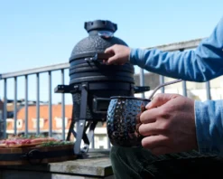 The Bastard Keramikgrill Urban Small - Schwarz Matt - Modell 2023 20 The Bastard Keramikgrill Urban Small - Schwarz Matt - Modell 2023 -Grillen im Freien The Bastard Urban Small Keramikgrill Campinggrill