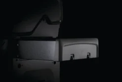 Napoleon Rogue XT 525 Gasgrill - All Black - Mit Sizzle Zone - Modell 2023 -Grillen im Freien napoleon rogue gasgrill seitenablage 2