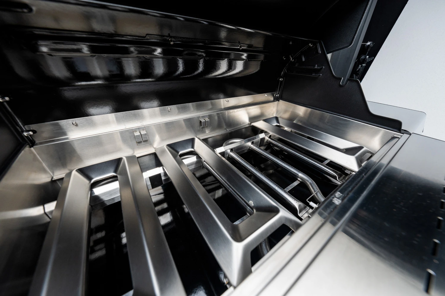 Outdoorchef Dualchef 425 G BZ Gasgrill Mit Blazing Zone Infrarotbrenner + DGS Gusseisen Grillrost 2 Stk.+ DGS Gemüse Grillrost 2 Stk. 11 Outdoorchef Dualchef 425 G BZ Gasgrill Mit Blazing Zone Infrarotbrenner + DGS Gusseisen Grillrost 2 Stk.+ DGS Gemüse Grillrost 2 Stk. – Bild 11