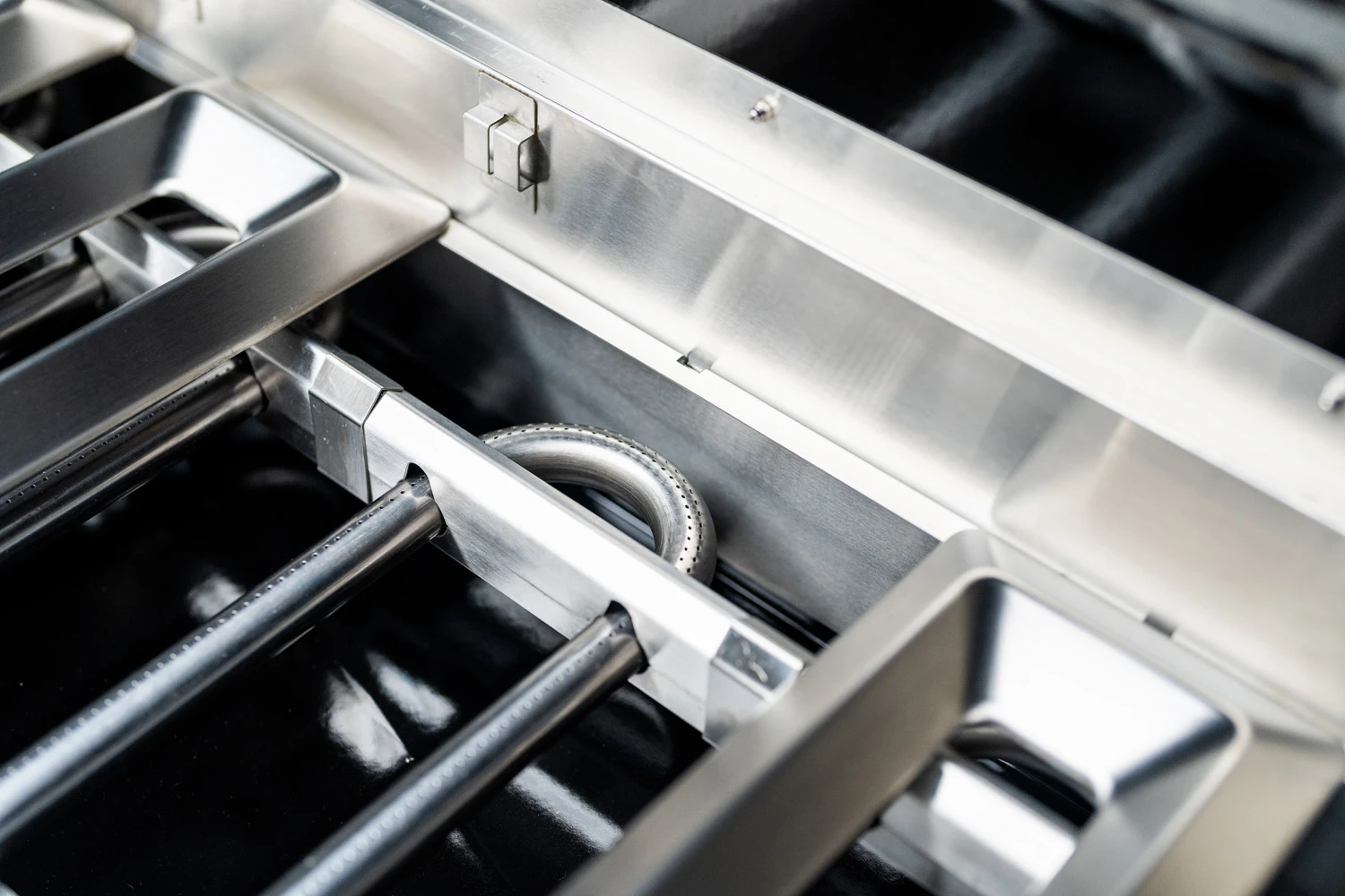 Outdoorchef Dualchef 425 G BZ Gasgrill Mit Blazing Zone Infrarotbrenner + DGS Gusseisen Grillrost 2 Stk.+ DGS Gemüse Grillrost 2 Stk. 17 Outdoorchef Dualchef 425 G BZ Gasgrill Mit Blazing Zone Infrarotbrenner + DGS Gusseisen Grillrost 2 Stk.+ DGS Gemüse Grillrost 2 Stk. – Bild 17