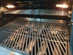 Outdoorchef Dualchef S 325 G Edelstahl Gasgrill -Grillen im Freien outdoorchef dualchef s325g beleuchtung