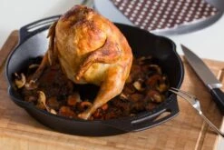 Petromax Gusseiserner Geflügelbräter Cf30 -Grillen im Freien petromax haehnchenbraeter gusseisen cf30